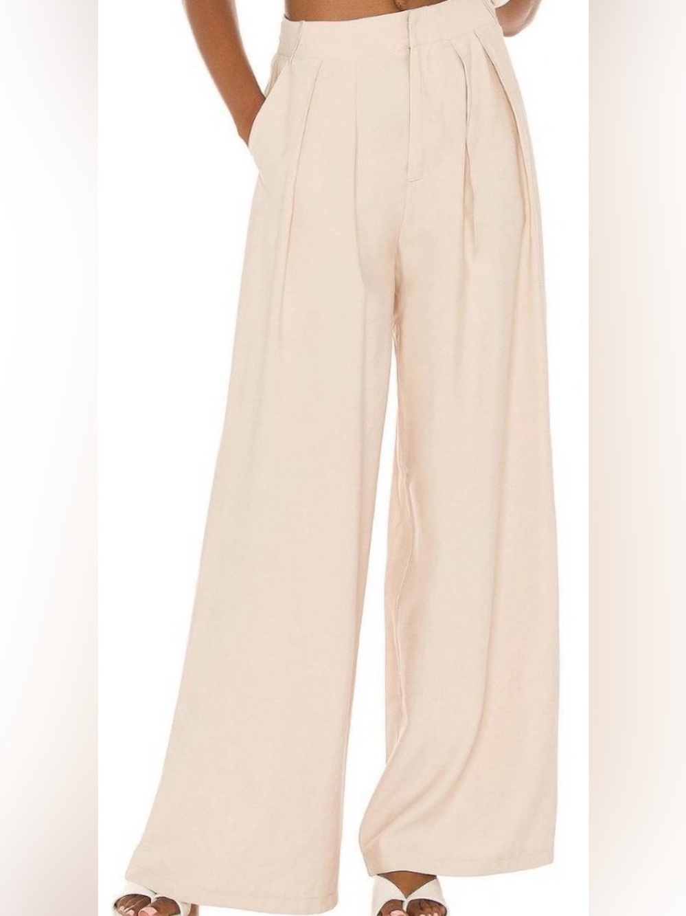SNDYS. High-Rise Wide Leg Trousers in Cream new with tags